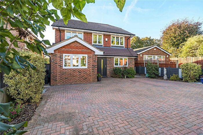 4 Bedroom Detached House For Sale In Edith Road, Orpington, BR6