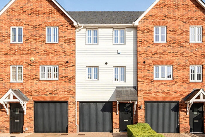 2 Bedroom Terraced House For Sale In Beaufort Place, Orpington, BR5