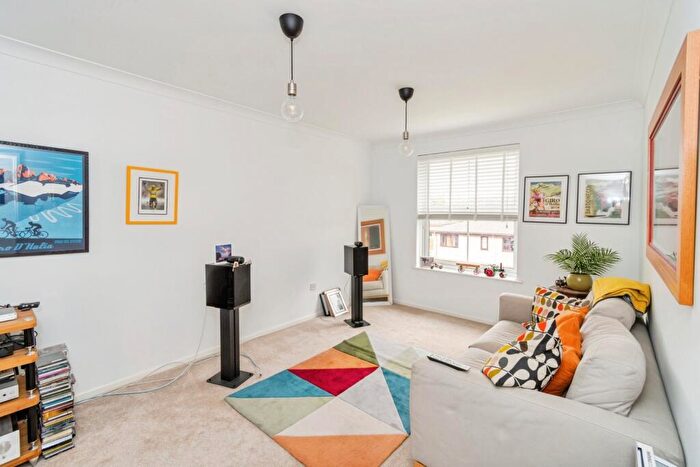 1 Bedroom Flat For Sale In Clifton Road, Southampton, Hampshire, SO15