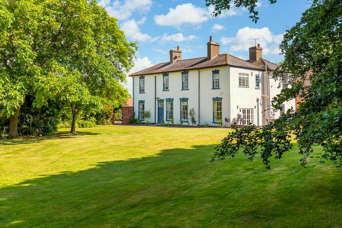 6 Bedroom Detached House For Sale In Barnby Moor Lodge, Barnby Moor, Retford, Nottinghamshire, DN22