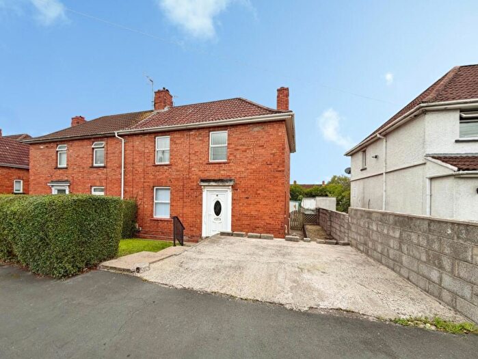 3 Bedroom Semi Detached House For Sale In Wexford Road, Bristol, BS4