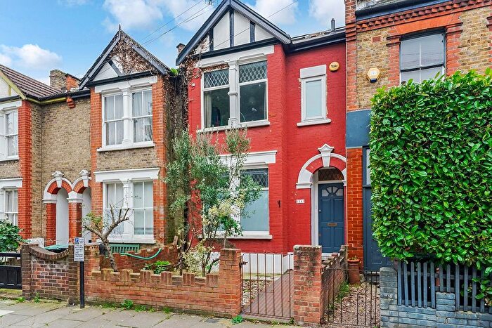 4 Bedroom Terraced House To Rent In Belton Road, London, N17