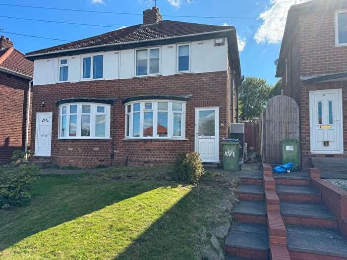 2 Bedroom Semi-detached House For Sale In Weston Avenue, Tividale, Oldbury, West Midlands, B69