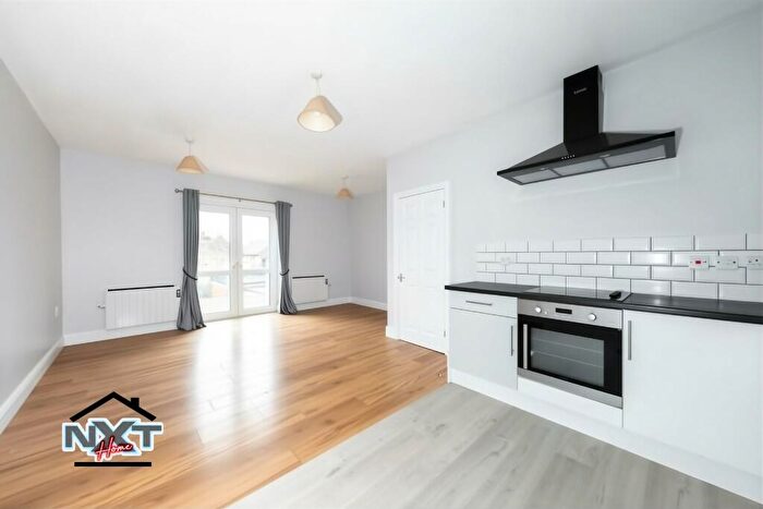 1 Bedroom Flat To Rent In Canterbury Road, London, E10