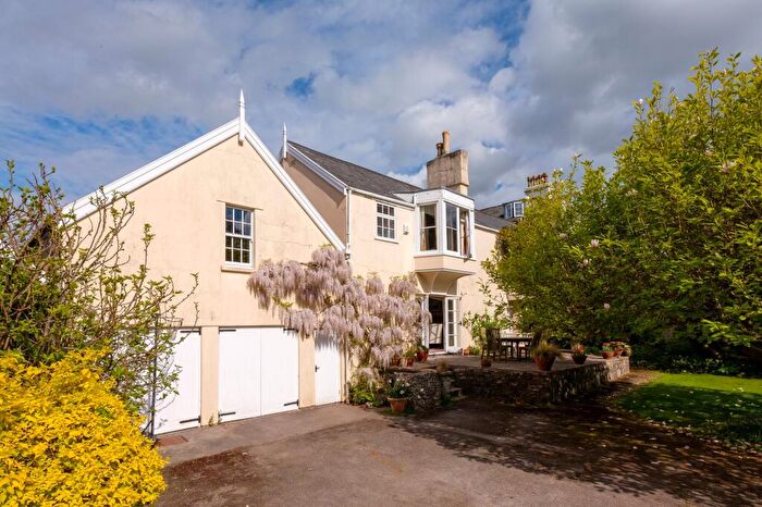 6 Bedroom House For Sale In Brockely Chase, Cleeve, BS49