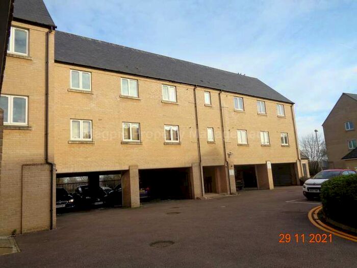 2 Bedroom Apartment To Rent In Little Paxton, PE19