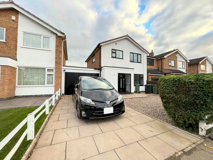 3 Bedroom Property To Rent In St. James Close, Oadby, Leicester, LE2