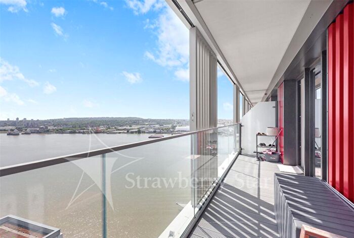 1 Bedroom Apartment For Sale In Bonnet Street, Royal Docks, E16