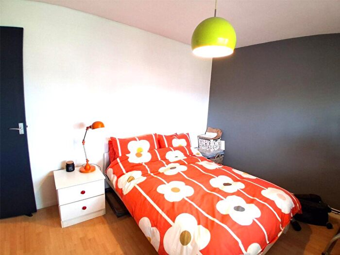 2 Bedroom Flat For Sale In Avon Way, Colchester, Essex, CO4