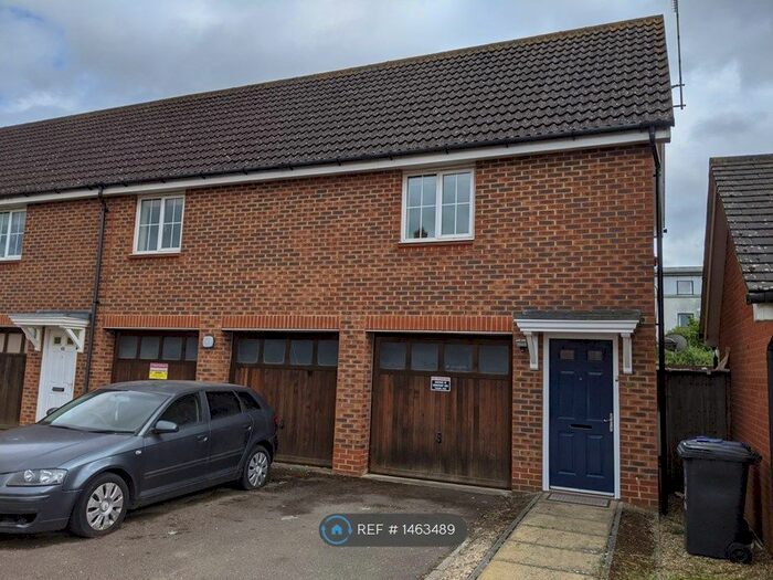 2 Bedroom Flat To Rent In Dragon Road, Hatfield, AL10