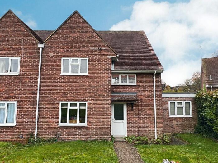 6 Bedroom Semi-Detached House To Rent In Minden Way, Winchester, SO22