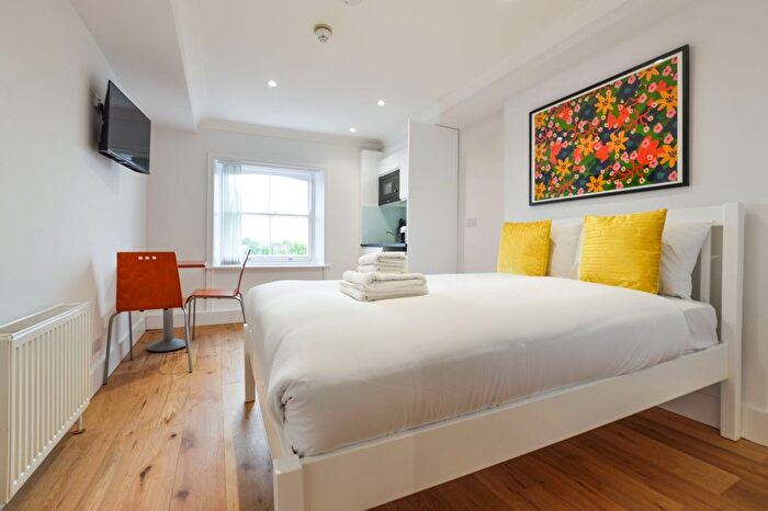 Studio To Rent In Flat, Talbot Road, Bayswater, W2