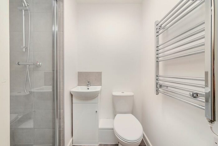 Studio To Rent In Colonnade Building, Sunbridge Road, Bradford, BD1