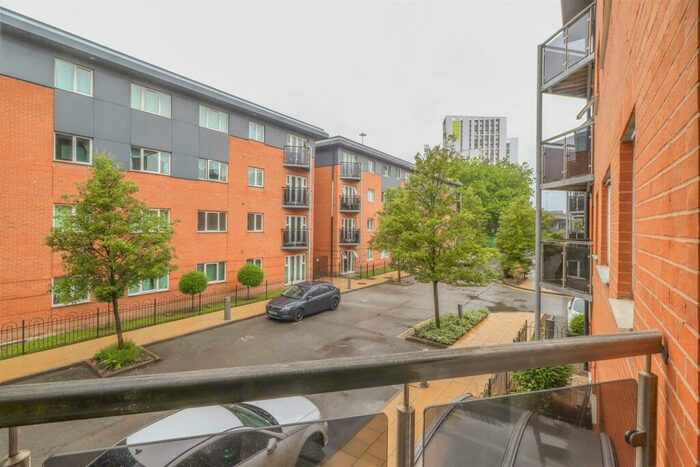 2 Bedroom Apartment To Rent In Caister Hall, Conisbrough Keep, Coventry, CV1