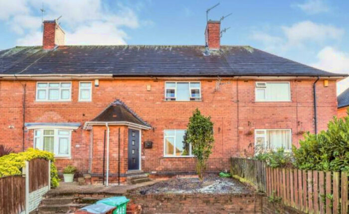 3 Bedroom Terraced House To Rent In Leybourne Drive, Nottingham, NG5