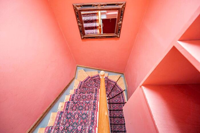 2 Bedroom Flat For Sale In Greencroft Gardens, South Hampstead, London, NW6