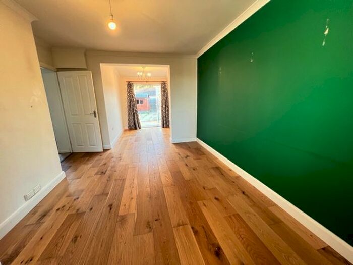 2 Bedroom Terraced House To Rent In Park Terrace, Enfield, EN3