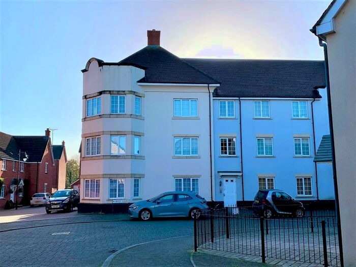 2 Bedroom Flat To Rent In North Swindon, SN25