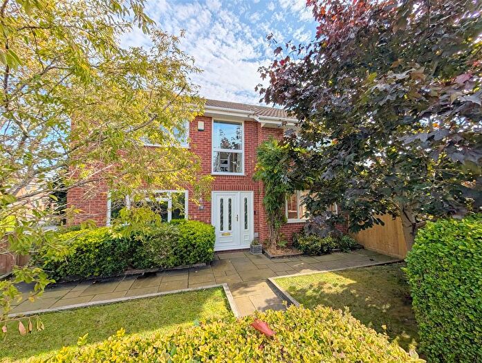 3 Bedroom Detached House For Sale In Severn Drive, Malvern, WR14