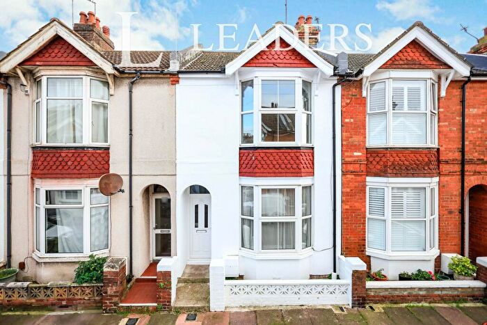 2 Bedroom Terraced House To Rent In Melbourne Road, BN22