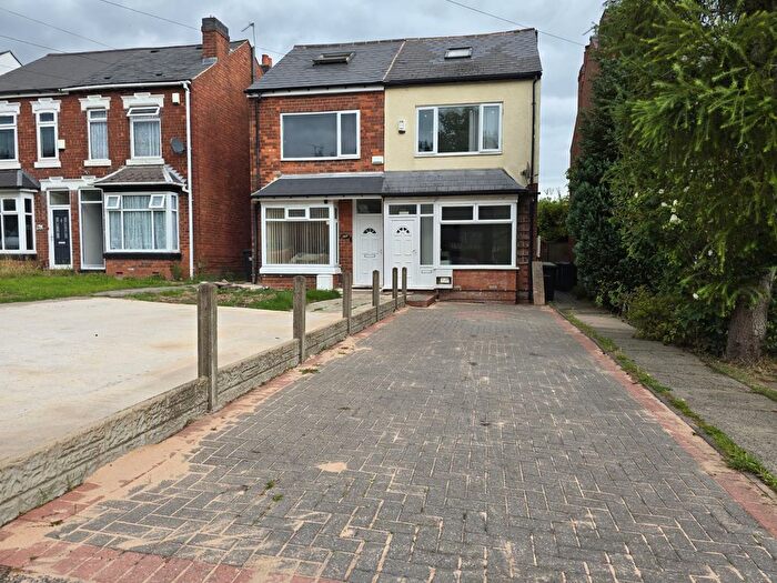 6 Bedroom Semi-Detached House To Rent In Umberslade Road, Birmingham, B29