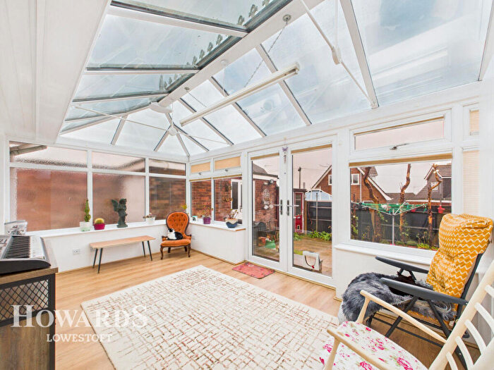 2 Bedroom Semi-Detached Bungalow For Sale In Robin Hill, Lowestoft, NR32