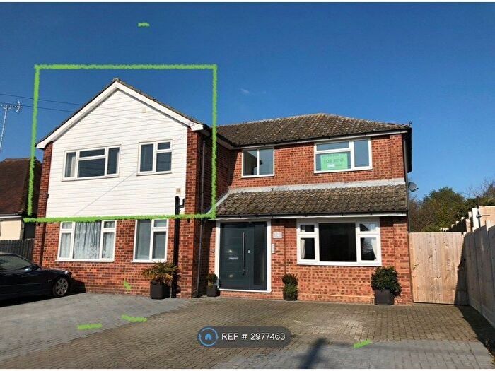 1 Bedroom Flat To Rent In Hillside Road, Burnham-On-Crouch, CM0