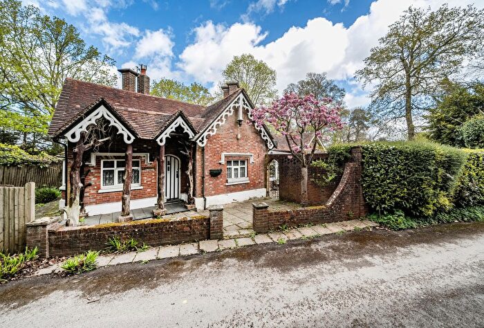 2 Bedroom Bungalow For Sale In Pembury Road, Tunbridge Wells, Kent, TN2