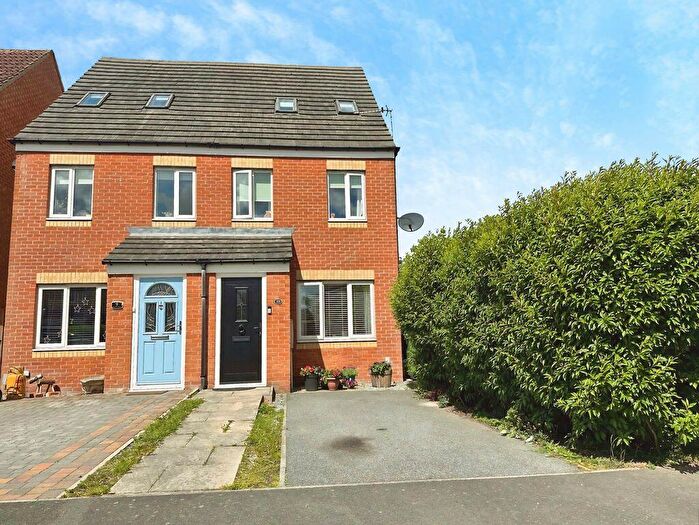3 Bedroom Town House For Sale In Whalton Grove, Ashington, NE63
