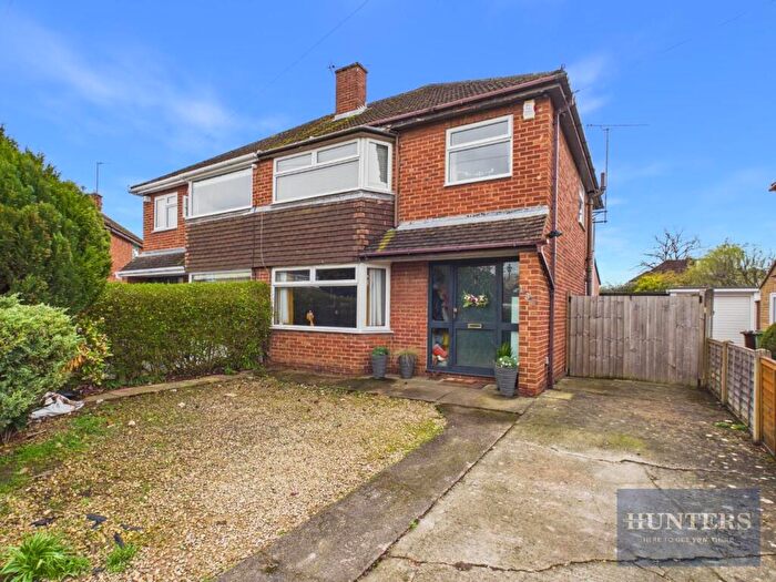 3 Bedroom Semi Detached House For Sale In Brooklyn Gardens, Cheltenham, GL51