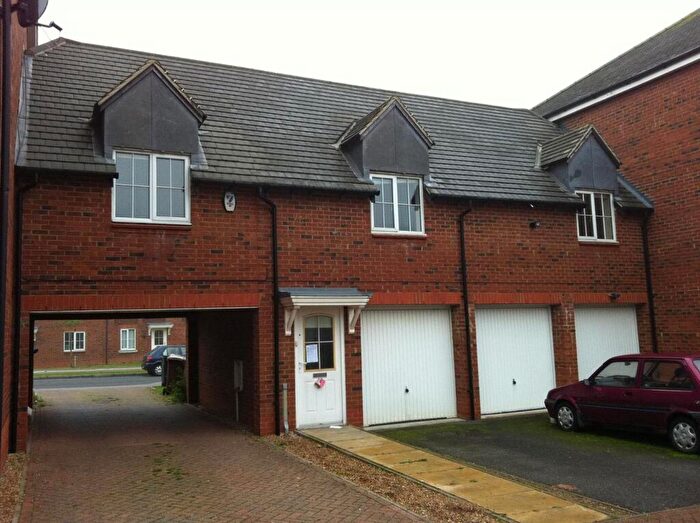 3 Bedroom Maisonette To Rent In Cunningham Avenue, Hatfield, AL10