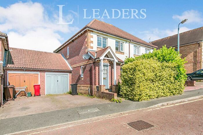 3 Bedroom House To Rent In Riddles Drive, Colchester, CO4