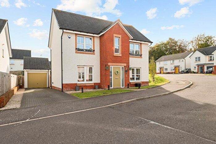 4 Bedroom Detached House For Sale In Toptowie Drive, Denny, FK6