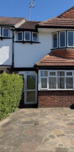 3 Bedroom End Of Terrace House To Rent In Haileybury Avenue, Enfield, Middlesex, EN1