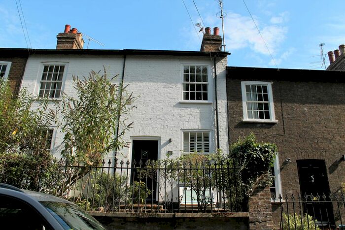 1 Bedroom Terraced House To Rent In Abbey Mill Lane, St Albans, AL3