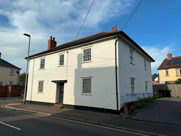 2 Bedroom Flat To Rent In High Street, Williton, Taunton, TA4