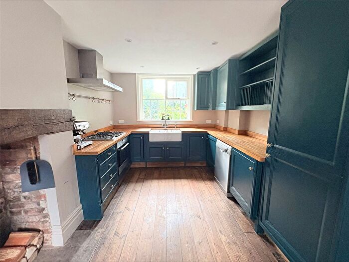 3 Bedroom Town House For Sale In Church Road, Tunbridge Wells, Kent, TN1