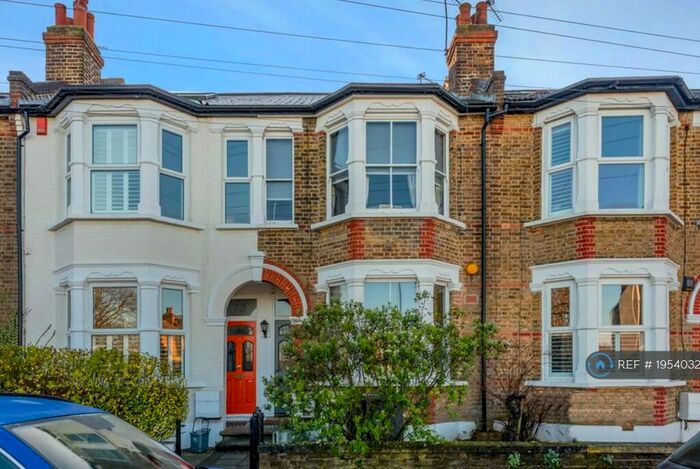 1 Bedroom Flat To Rent In Stillness Road, London, SE23