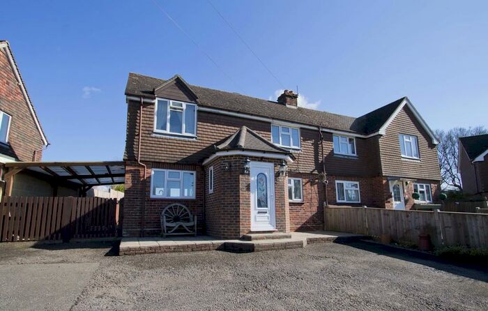 3 Bedroom Semi-Detached House For Sale In Stewarts Green, Hambledon, PO7