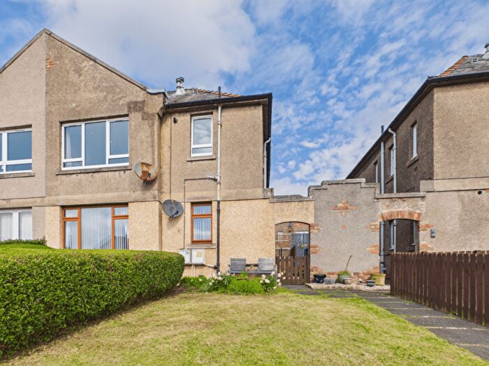 2 Bedroom Apartment For Sale In Burns Street, Dunfermline, KY12