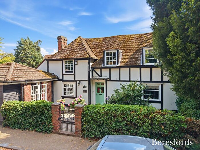 4 Bedroom Detached House For Sale In High Road, Orsett, RM16