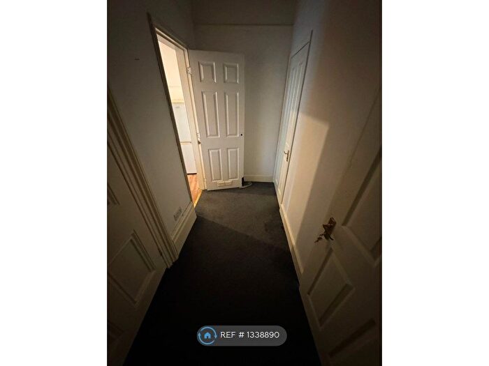 1 Bedroom Flat To Rent In Blackheath, London, SE3