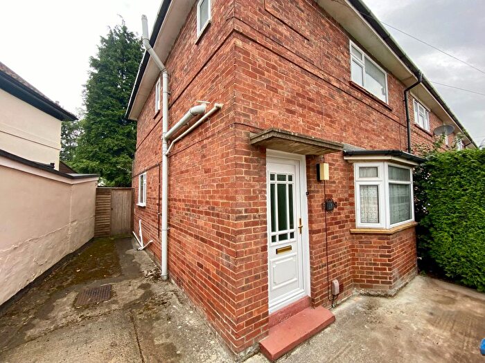 4 Bedroom Semi-Detached House To Rent In Grays Road, Headington, Oxford, OX3