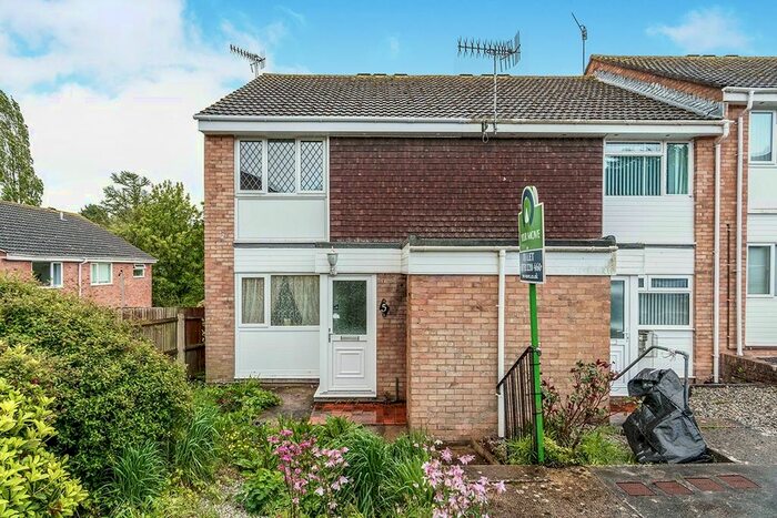 1 Bedroom Flat To Rent In Adams Crescent, Torpoint, Cornwall, PL11