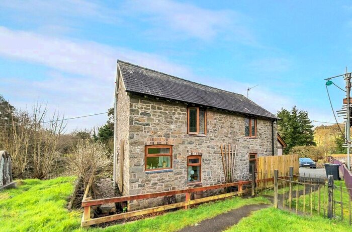 2 Bedroom Detached House For Sale In Newbridge-on-Wye, Llandrindod Wells, Powys, LD1