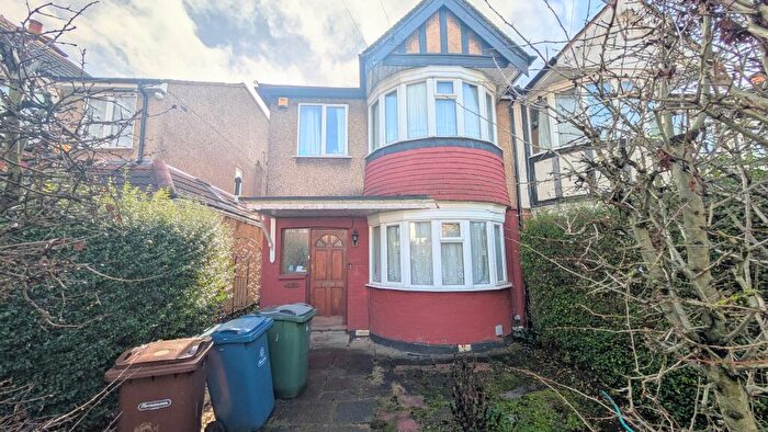3 Bedroom House To Rent In Drake Road, Harrow, HA2