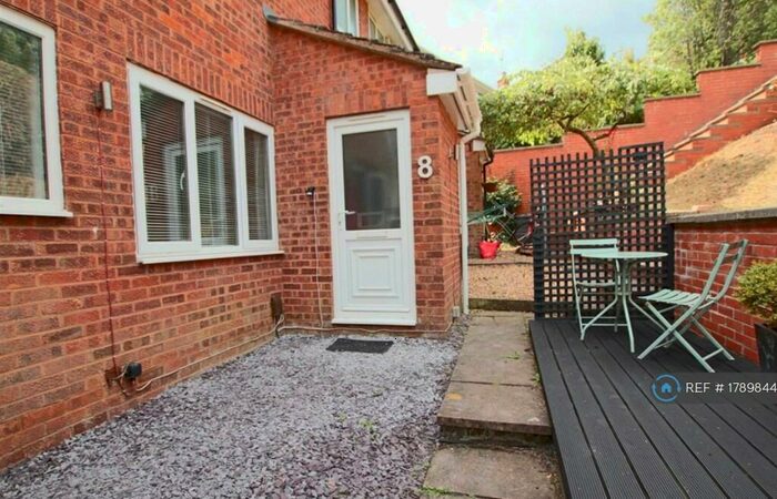 1 Bedroom Terraced House To Rent In Newfoundland Close, Exeter, EX4