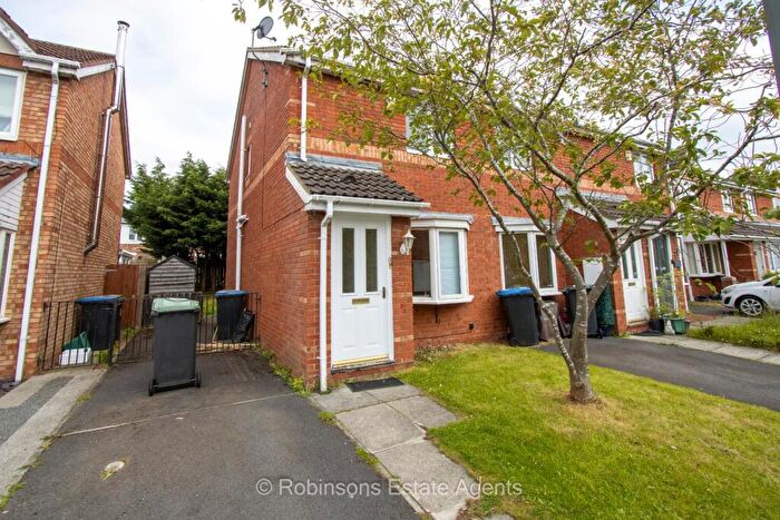 2 Bedroom End Of Terrace House To Rent In Chandler Close, Gilesgate, Durham, DH1