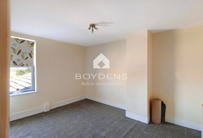 3 Bedroom End Of Terrace House For Sale In Brightlingsea, Colchester, CO7