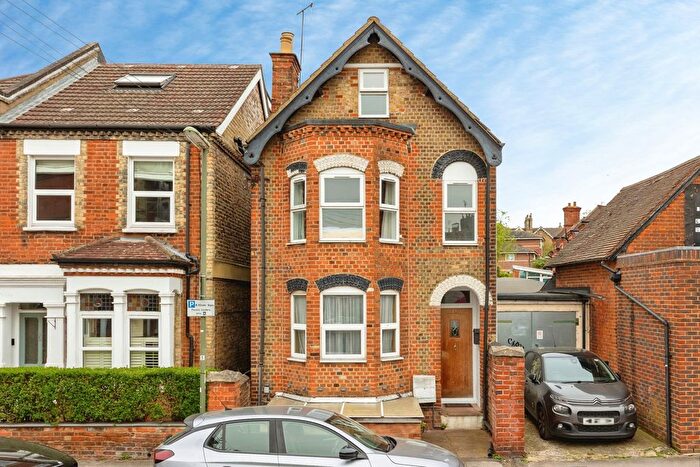 3 Bedroom Link Detached House For Sale In Artillery Terrace, Guildford, Surrey, GU1